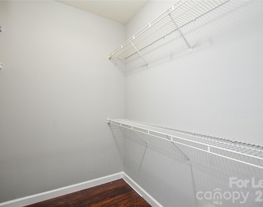 10663 Hill Point Court - Photo Thumbnail 15