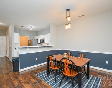 10663 Hill Point Court - Photo Thumbnail 6