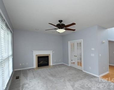 10402 Friarsgate Road - Photo Thumbnail 13