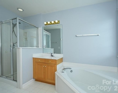 10402 Friarsgate Road - Photo Thumbnail 19