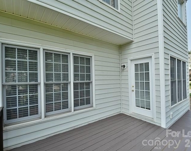 10402 Friarsgate Road - Photo Thumbnail 28