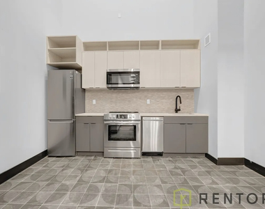 475 Grand Street - Photo Thumbnail 2