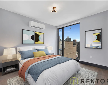 475 Grand Street - Photo Thumbnail 4