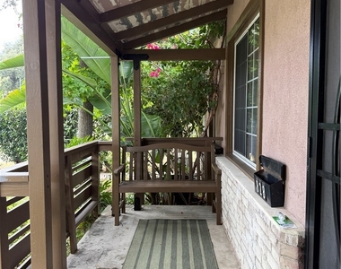 830 N Olive - Photo Thumbnail 2