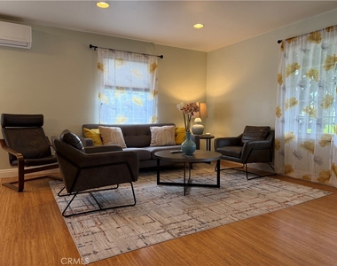 830 N Olive - Photo Thumbnail 7