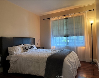 830 N Olive - Photo Thumbnail 22