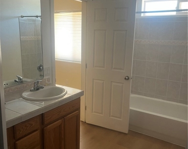 57470 Crestview - Photo Thumbnail 10