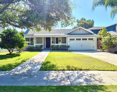 274 S Craig Avenue - Photo Thumbnail 1