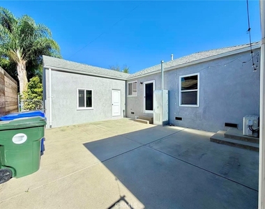 274 S Craig Avenue - Photo Thumbnail 20