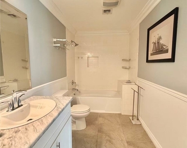 274 S Craig Avenue - Photo Thumbnail 18