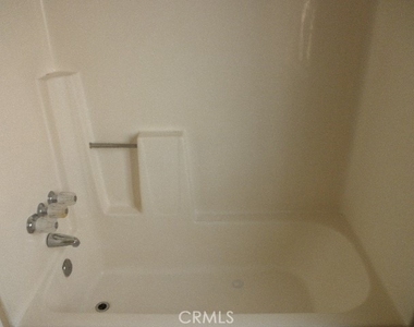 5195 Walnut - Photo Thumbnail 8