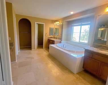 12583 Vintner Drive - Photo Thumbnail 12