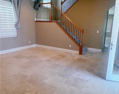 12583 Vintner Drive - Photo Thumbnail 5