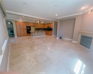 12583 Vintner Drive - Photo Thumbnail 7