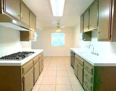 1634 N Madera Avenue - Photo Thumbnail 1