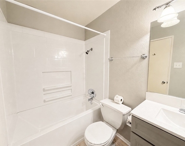 10655 Lemon Avenue - Photo Thumbnail 11