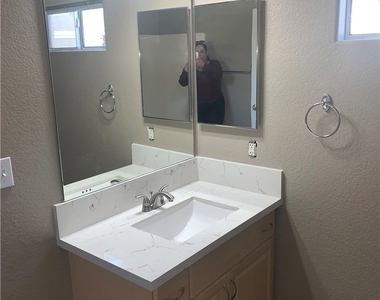 24909 Madison - Photo Thumbnail 9