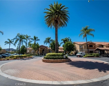 24909 Madison - Photo Thumbnail 15