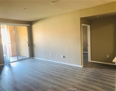 24909 Madison - Photo Thumbnail 4