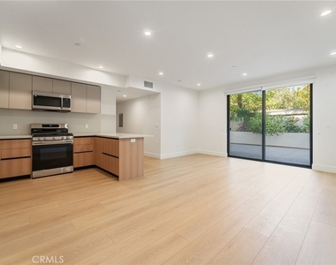 7510 Sepulveda Boulevard - Photo Thumbnail 26
