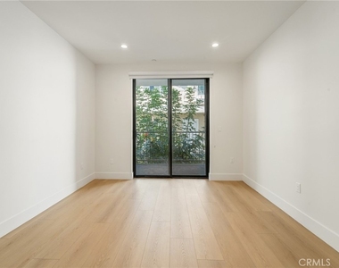 7510 Sepulveda Boulevard - Photo Thumbnail 15