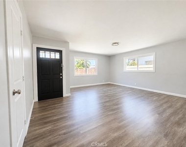 6624 Gross Avenue - Photo Thumbnail 2
