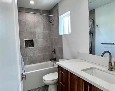 5635 Klump Avenue - Photo Thumbnail 22