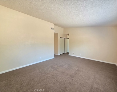 44034 4th E - Photo Thumbnail 17