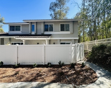 2510 Coventry - Photo Thumbnail 1