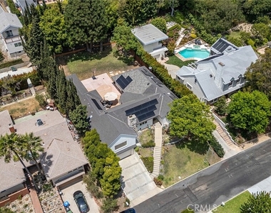 11365 Thurston Pl - Photo Thumbnail 16