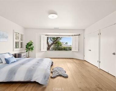 11365 Thurston Pl - Photo Thumbnail 8
