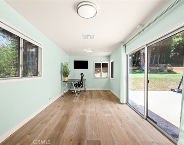 11365 Thurston Pl - Photo Thumbnail 11