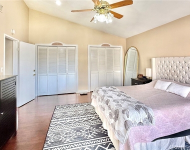 10651 Bell Street - Photo Thumbnail 9