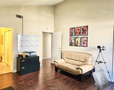 10651 Bell Street - Photo Thumbnail 12