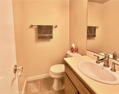 10651 Bell Street - Photo Thumbnail 6