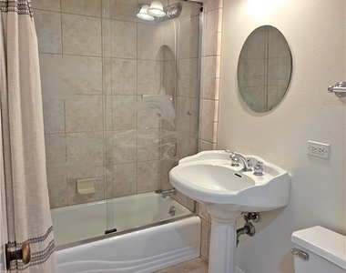 417 Beryl Cove Way - Photo Thumbnail 28