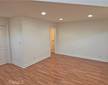 417 Beryl Cove Way - Photo Thumbnail 15