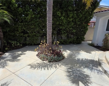 417 Beryl Cove Way - Photo Thumbnail 4