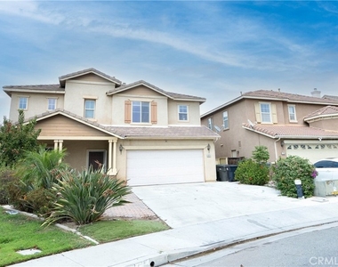 22272 Summer Holly Avenue - Photo Thumbnail 4
