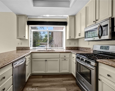 2316 Cascade - Photo Thumbnail 5