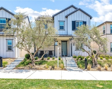 32613 Brunello Way - Photo Thumbnail 1