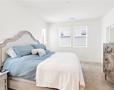 32613 Brunello Way - Photo Thumbnail 24