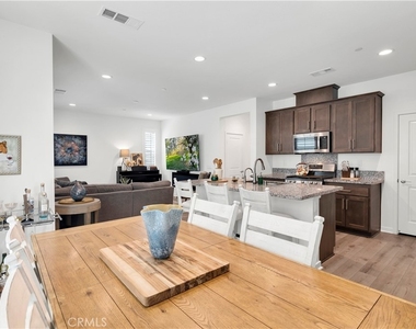 32613 Brunello Way - Photo Thumbnail 12