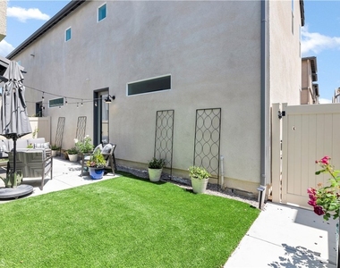 32613 Brunello Way - Photo Thumbnail 33