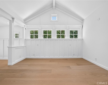 1312 Santanella - Photo Thumbnail 30