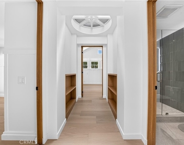 1312 Santanella - Photo Thumbnail 25