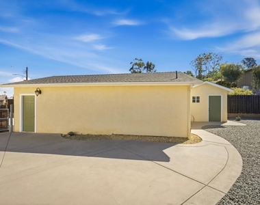 1677 Sandos Street - Photo Thumbnail 6