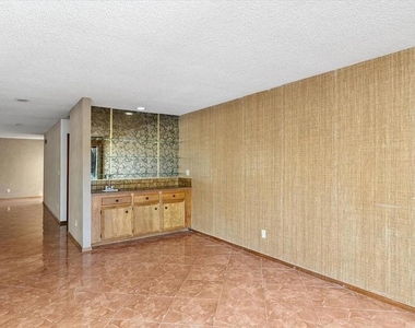 1610 Via La Plaza - Photo Thumbnail 6