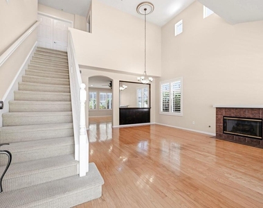 2031 Bravado Street - Photo Thumbnail 5