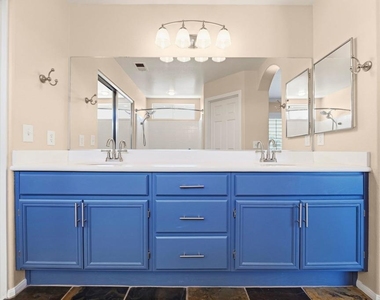 2031 Bravado Street - Photo Thumbnail 27